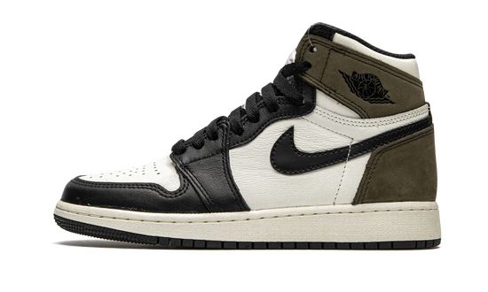 Air Jordan 1 Retro High OG’Mocha’ 555088-105