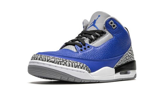 Air Jordans 3 Retro OG ‘Royal Cement’ CT8532-400