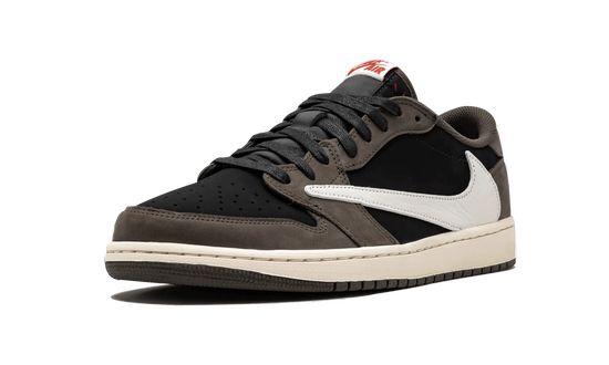 Air Jordans 1 Low ‘Mocha’ CQ4277–001